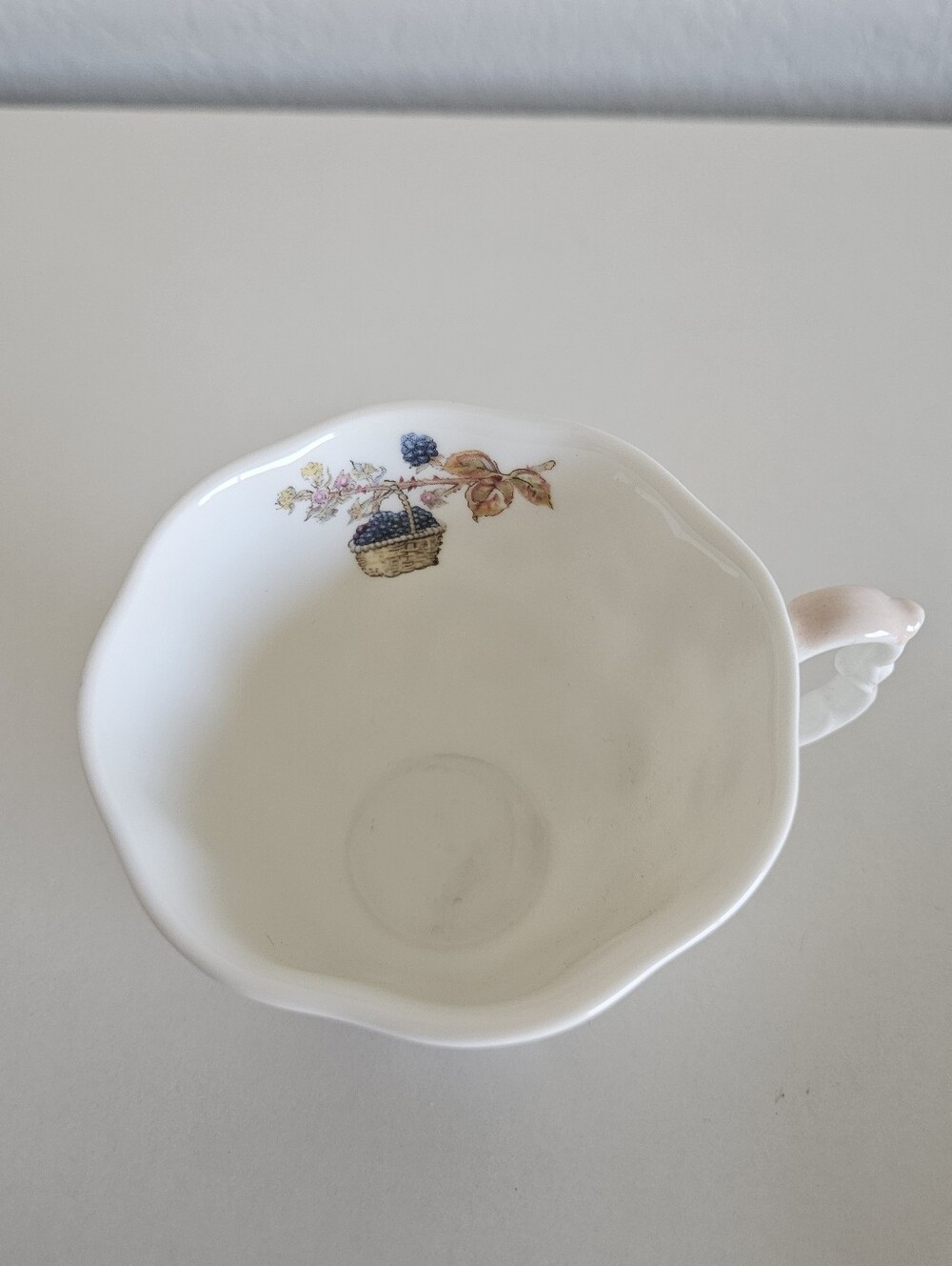 Brambly Hedge By Royal Doulton Autumn 3-Piece Bone Mini Tea Cup Set Plate Mug - Picture 12 of 12
